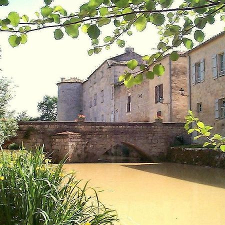 Du Côté de Chez Jeanne Hotel Fourcès Esterno foto