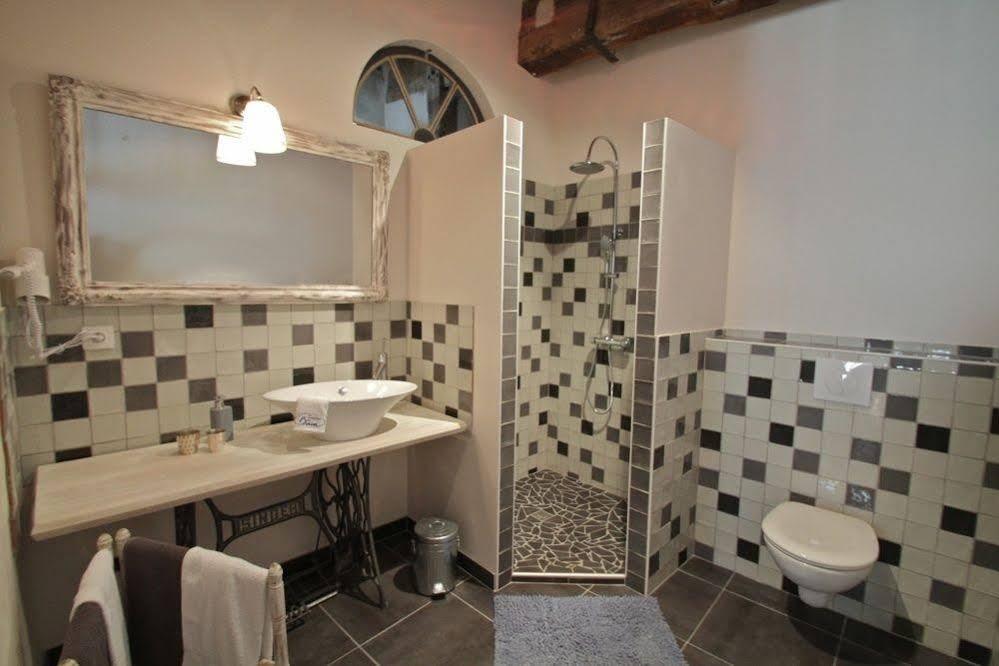 Du Côté de Chez Jeanne Hotel Fourcès Esterno foto